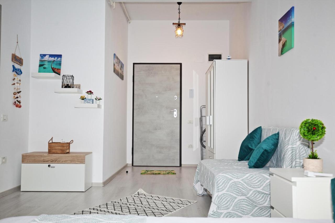 Beach Breeze Residence Năvodari Extérieur photo